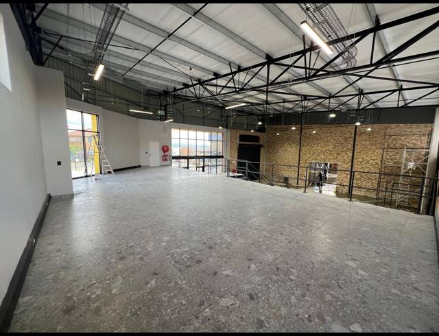 445M² WAREHOUSE TO LET IN STRIJDOMPARK